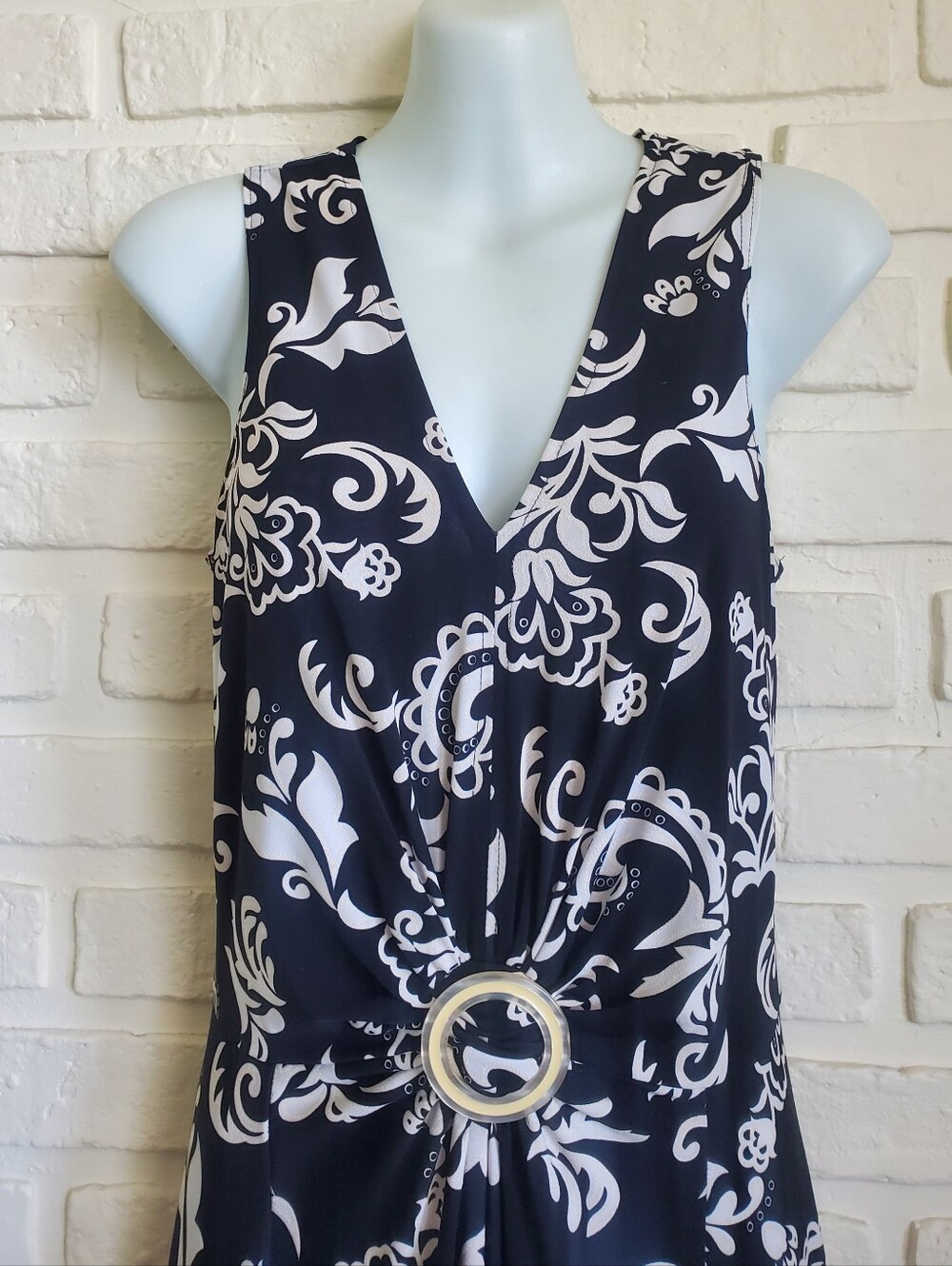 Joseph Ribkoff Floral Paisley Ring Buckle Dress Black White Flowy Ruffle Hem - Picture 15 of 15